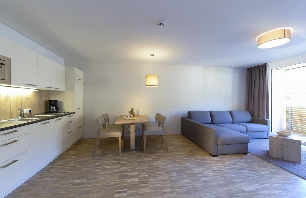 Appartementhotel Sonnenhof เคิสเซน ภายนอก รูปภาพ